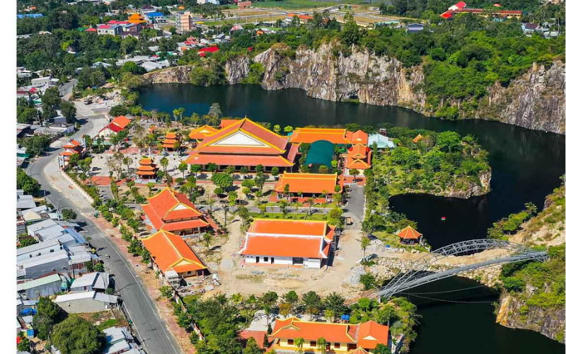 Thiền Viện Trúc Lâm An Giang - Chốn “tiên cảnh” không nên bỏ lỡ